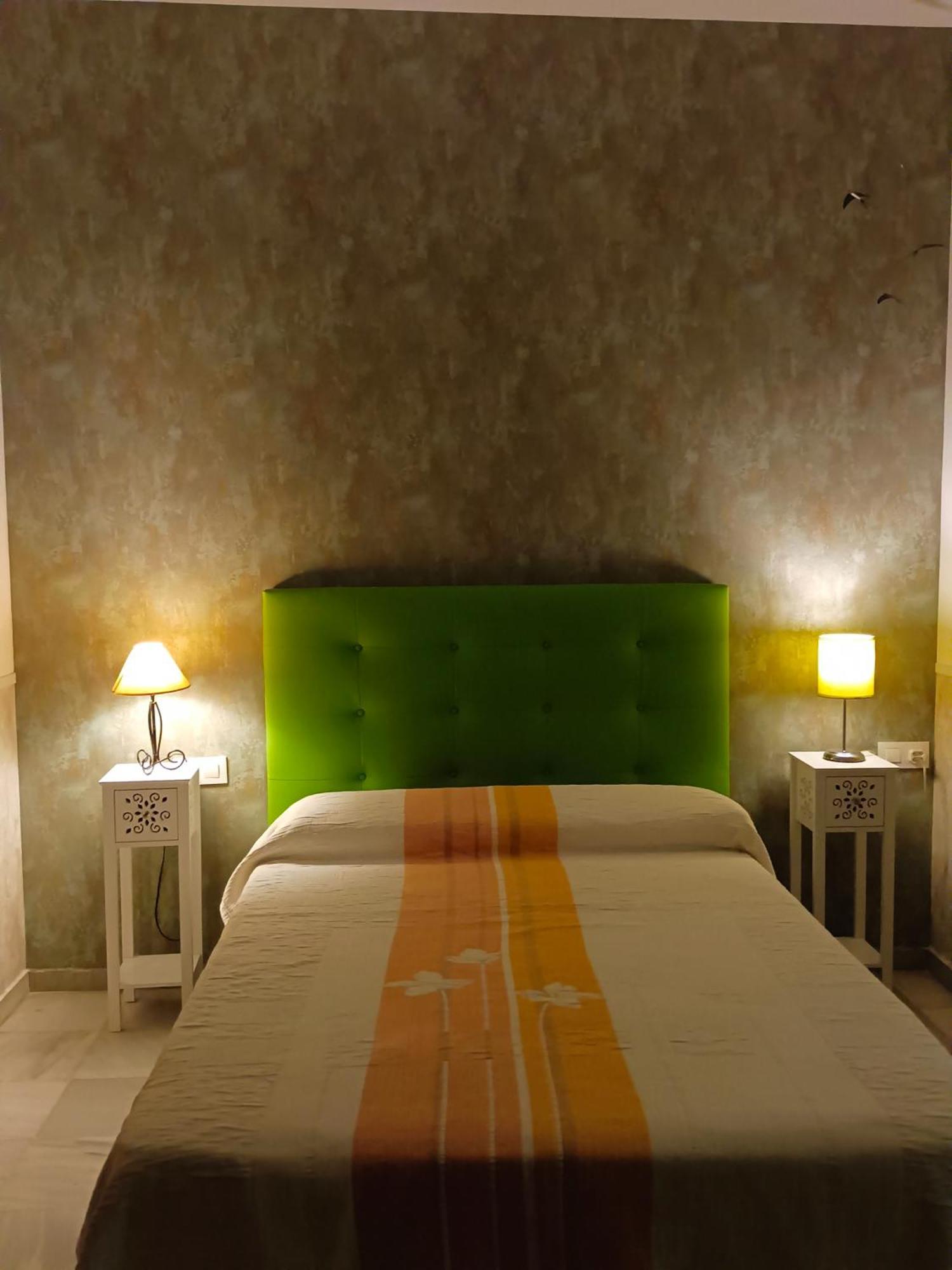 Oasi Macarena Apartment Seville Luaran gambar